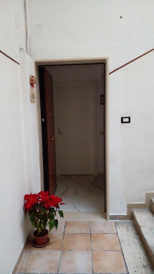 Hotel La Rosa Rossa Bari Zewnętrze zdjęcie