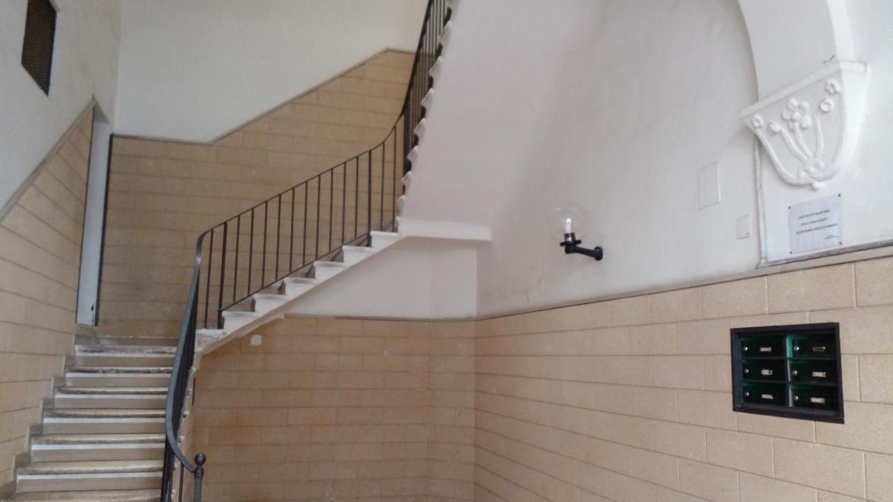 Hotel La Rosa Rossa Bari Zewnętrze zdjęcie