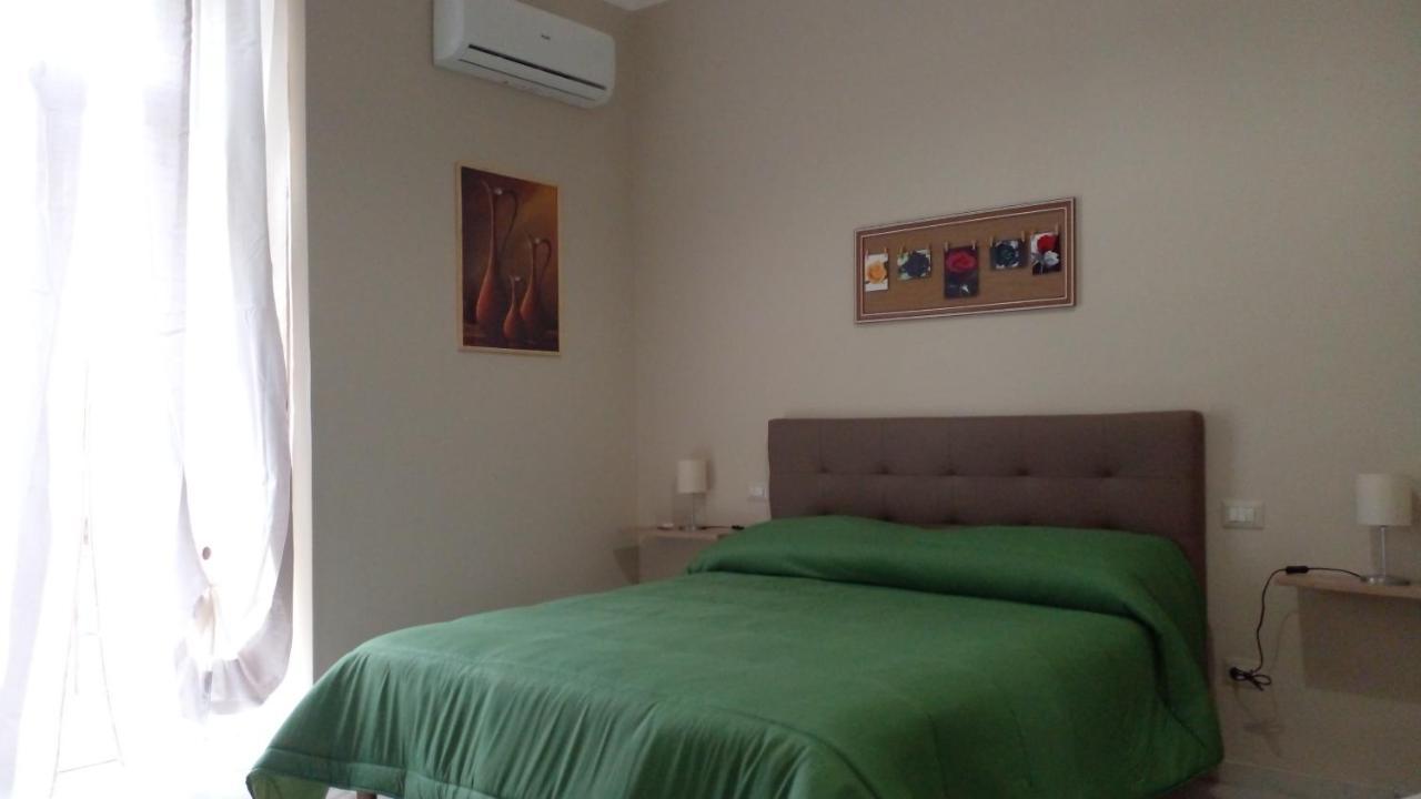 Hotel La Rosa Rossa Bari Zewnętrze zdjęcie