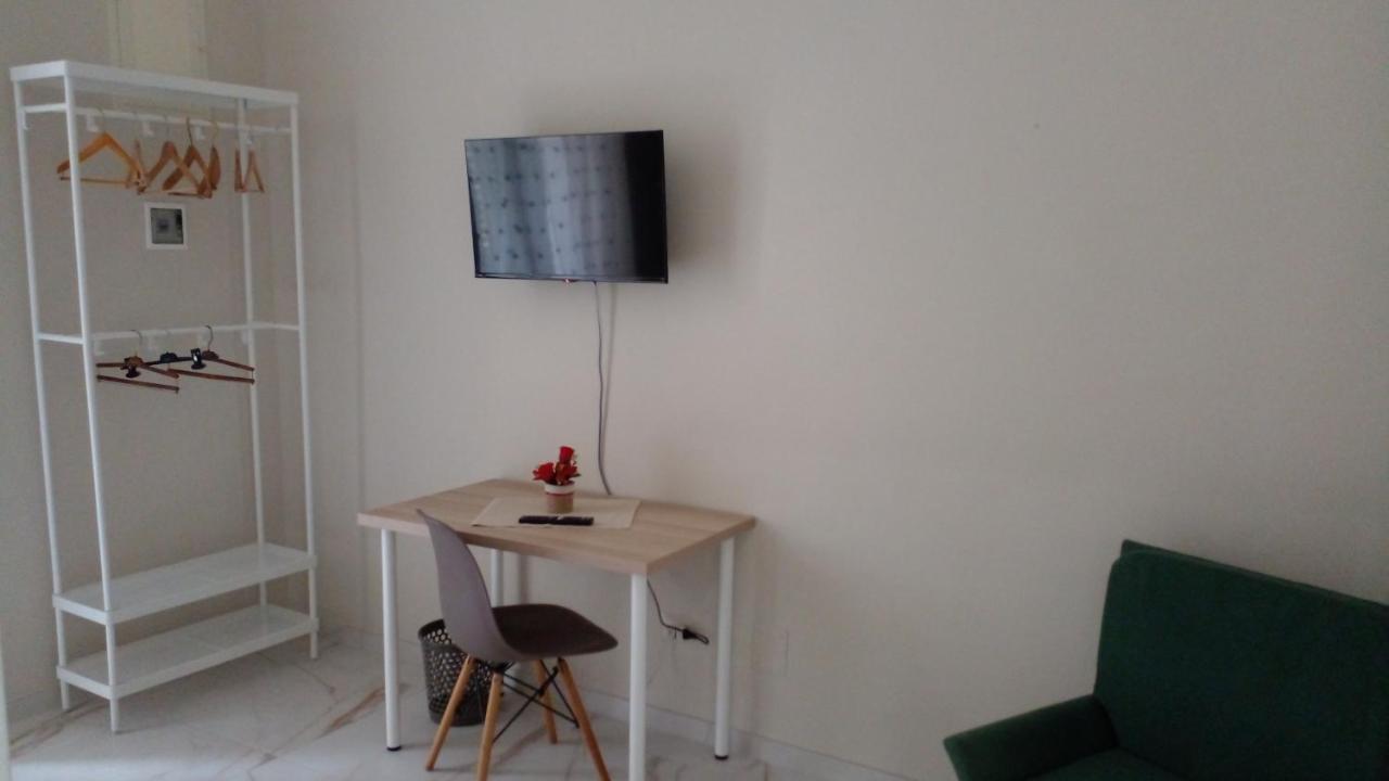 Hotel La Rosa Rossa Bari Zewnętrze zdjęcie
