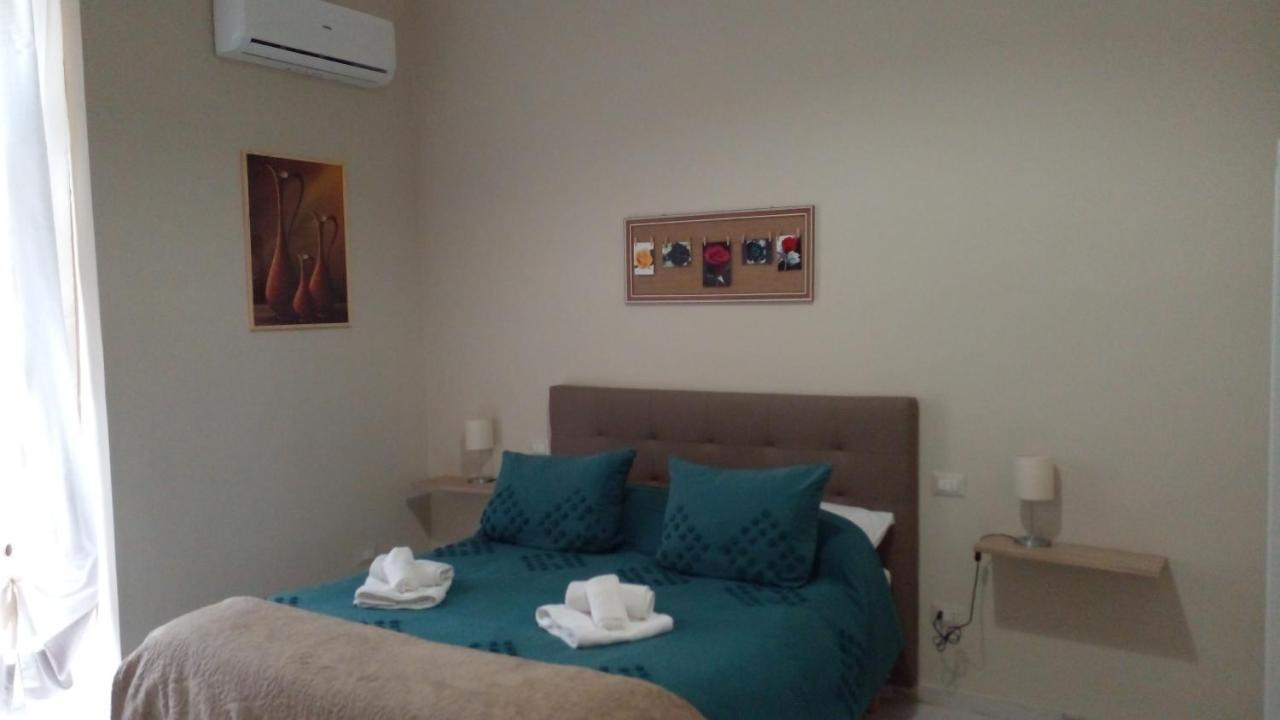 Hotel La Rosa Rossa Bari Zewnętrze zdjęcie